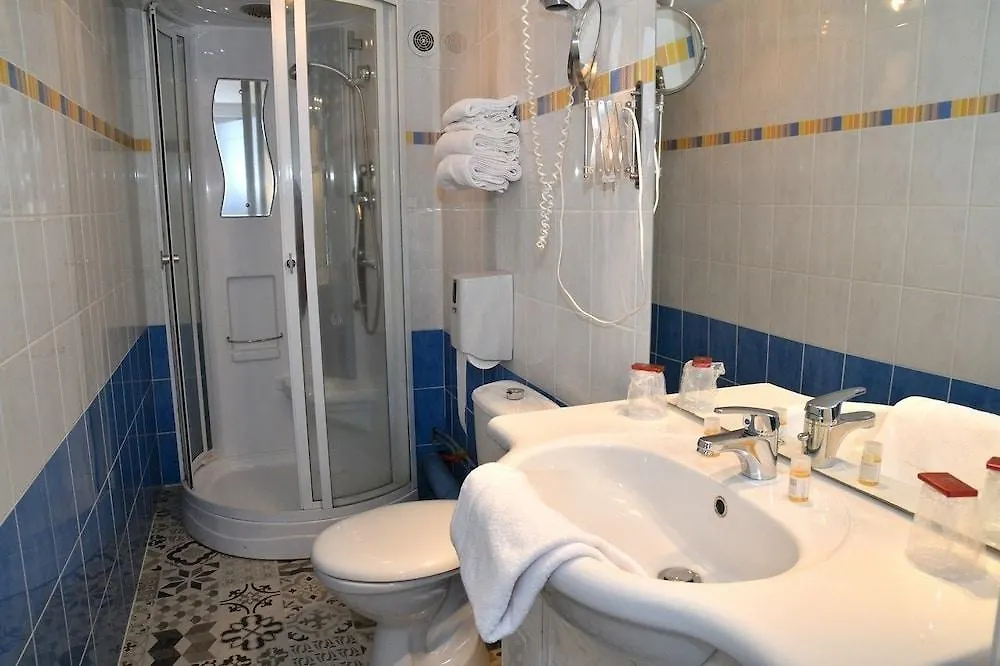 Le Renaissance Hotel Aurillac